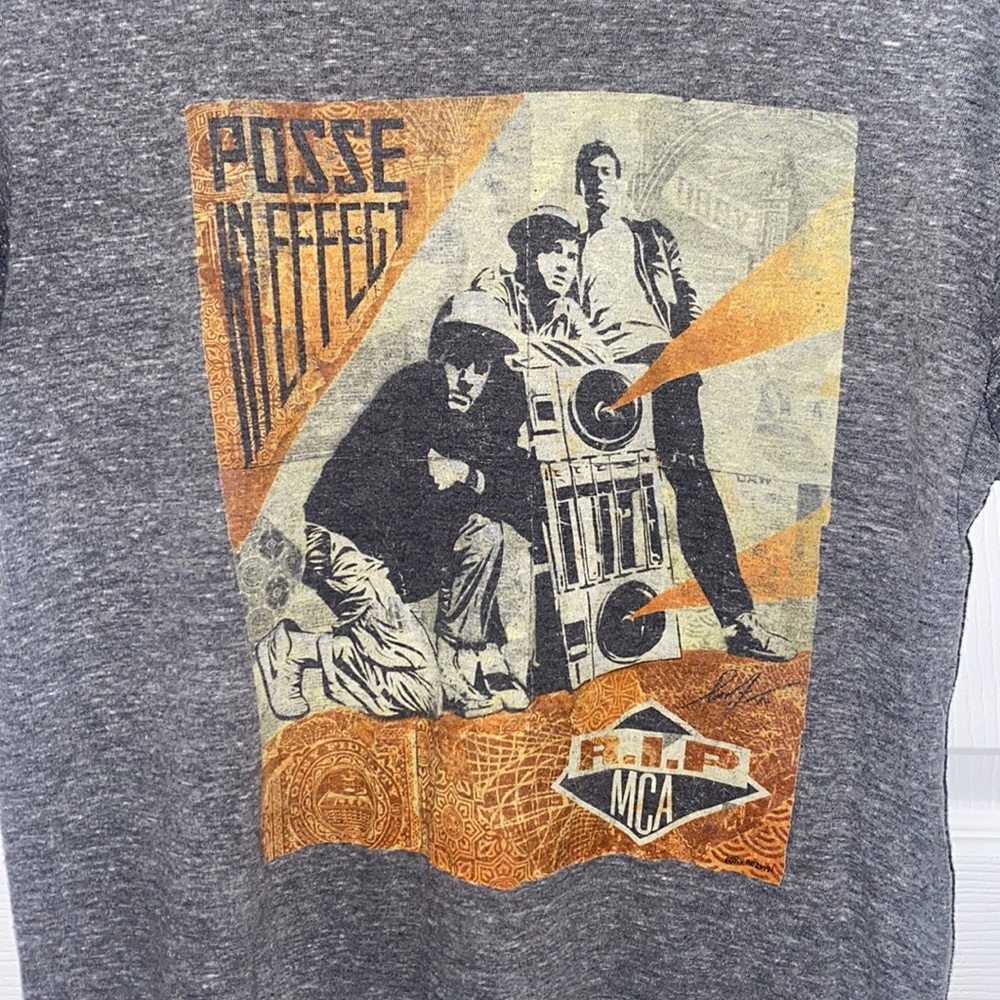 OBEY Beastie Boys POSSE IN EFFECT RIP MCA T-Shirt Size Small